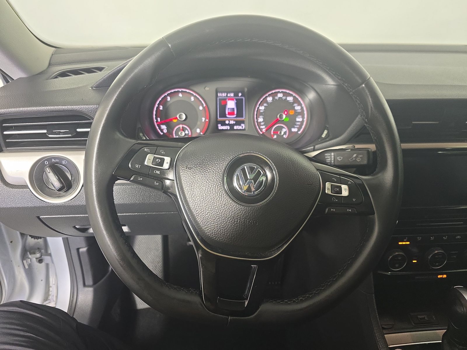 2021 Volkswagen Passat 2.0T SE FWD