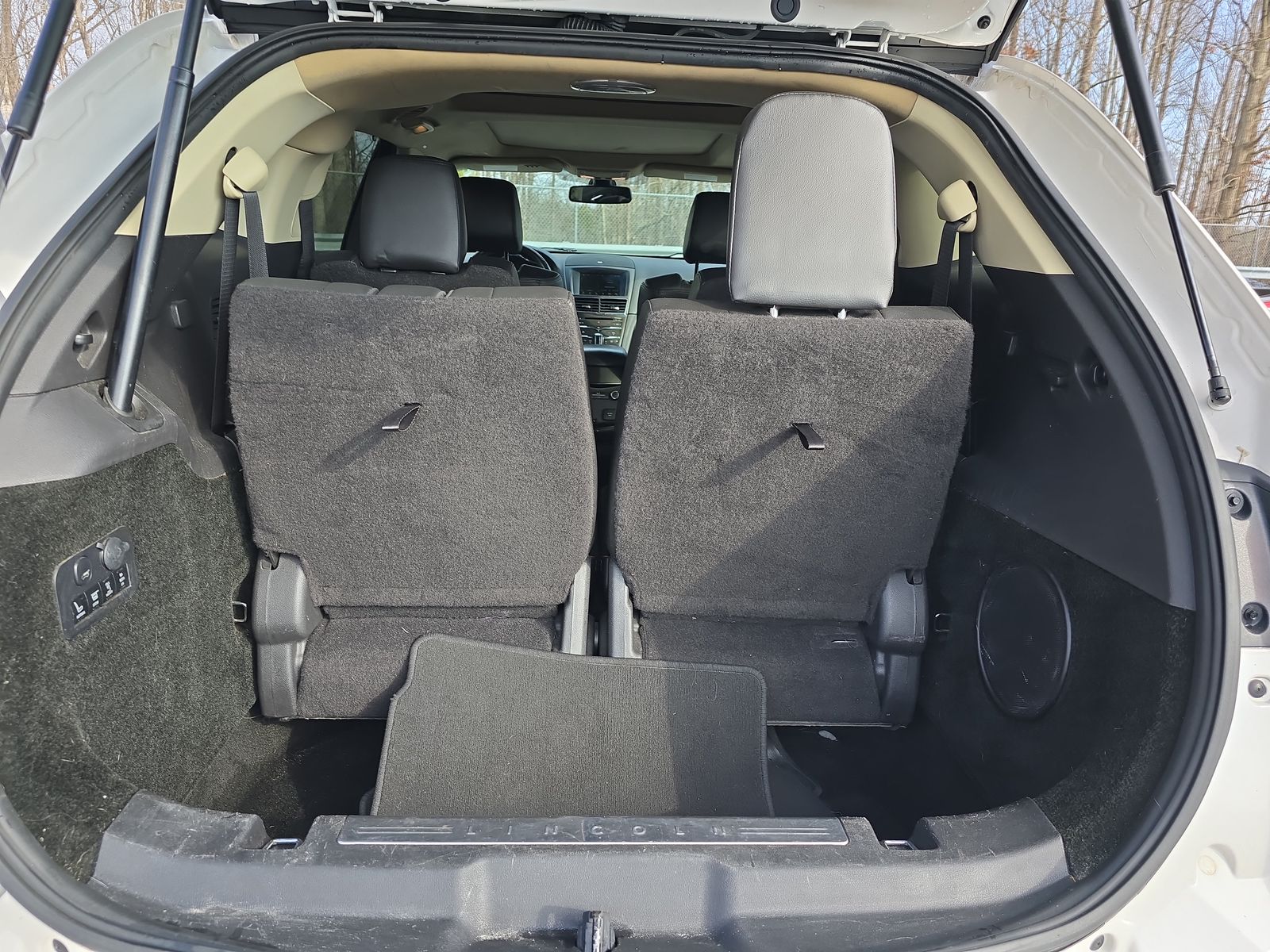 2018 Lincoln MKT Reserve AWD