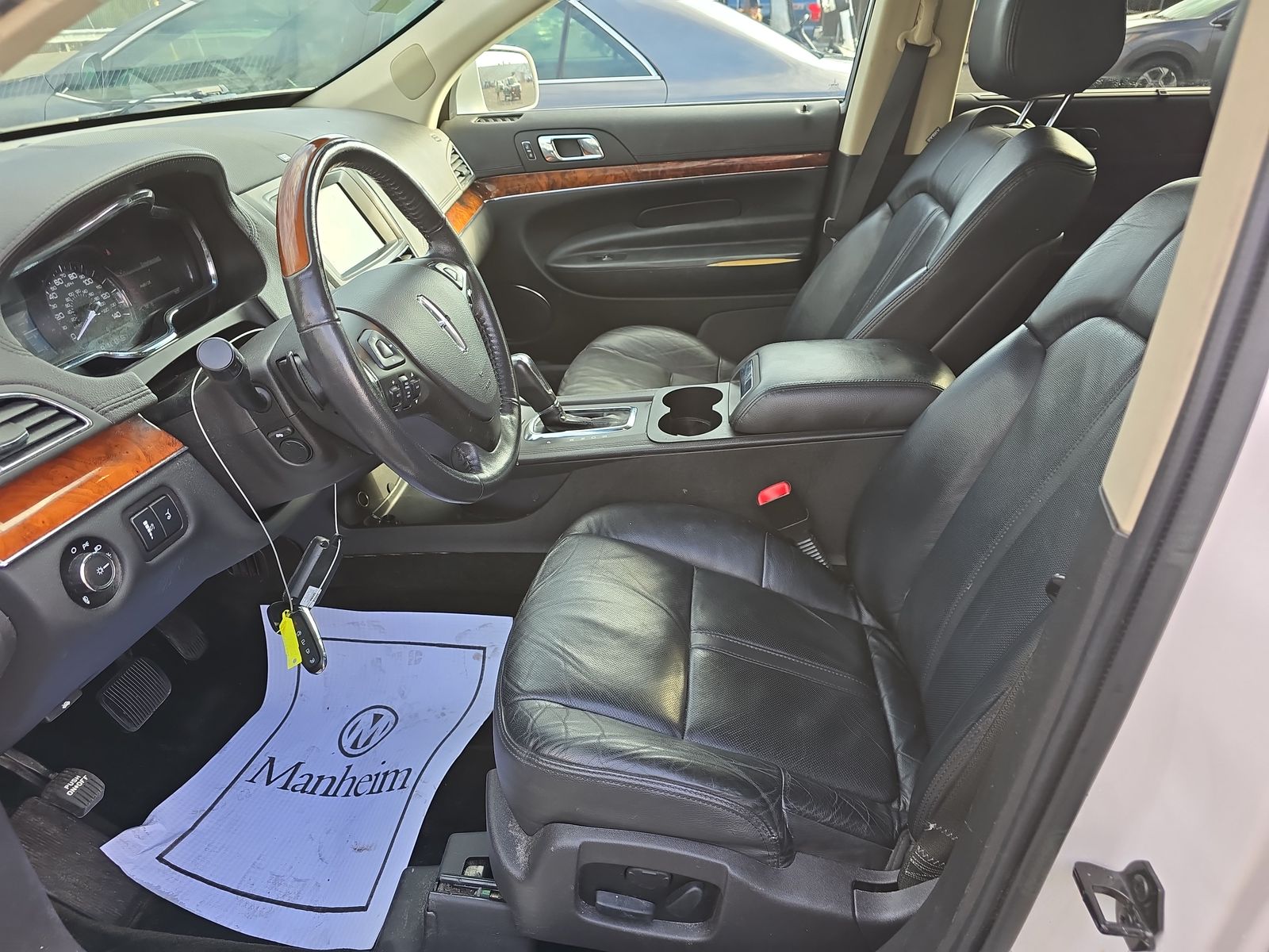 2018 Lincoln MKT Reserve AWD