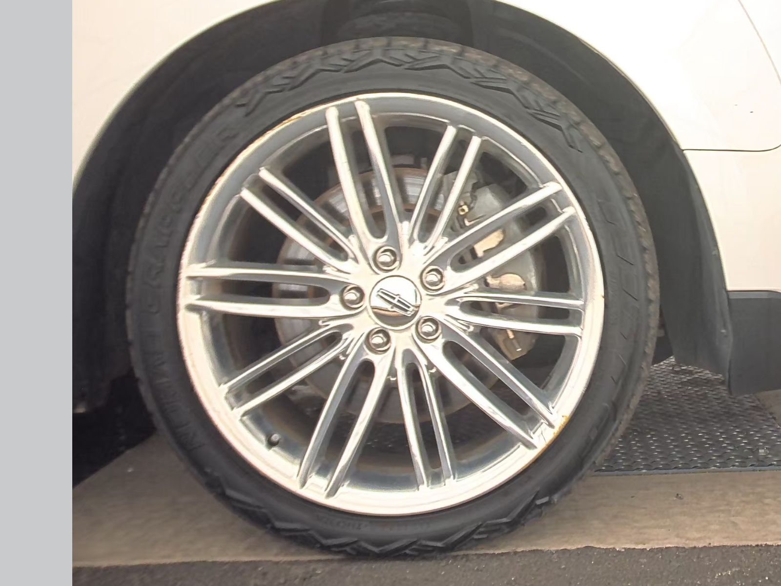 2018 Lincoln MKT Reserve AWD