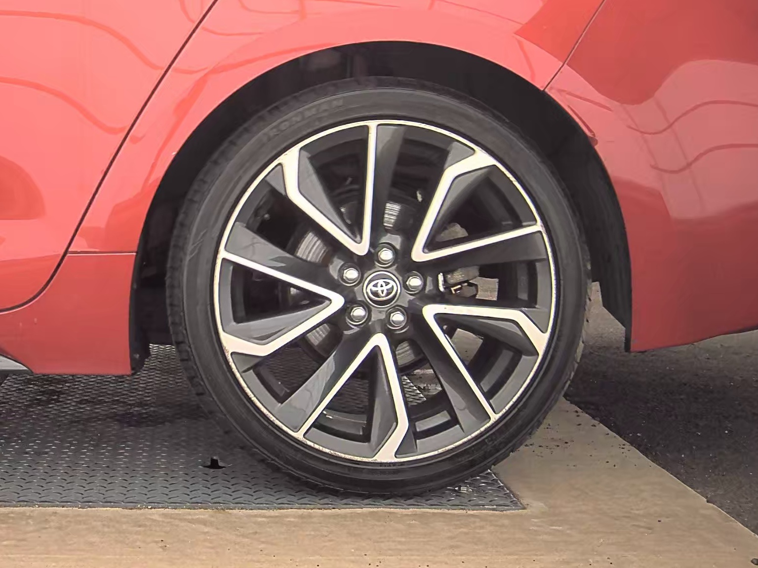 2020 Toyota Corolla SE FWD