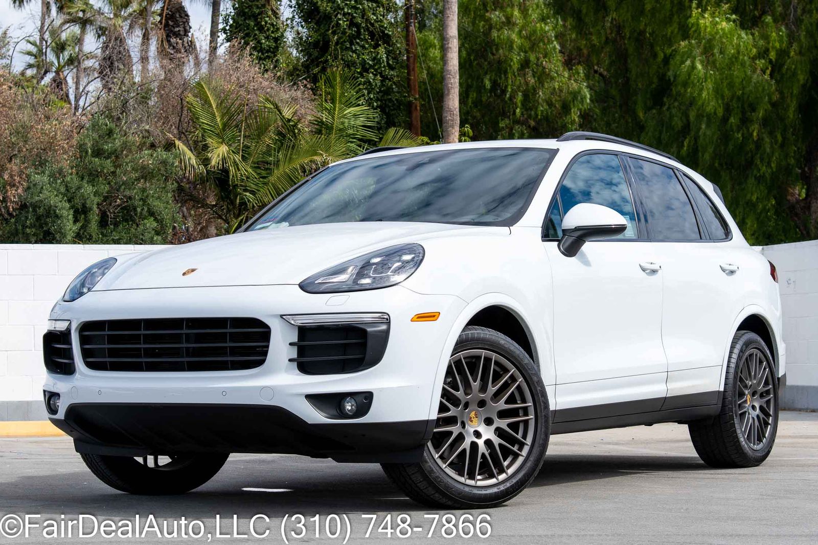 2017 Porsche Cayenne Platinum Edition