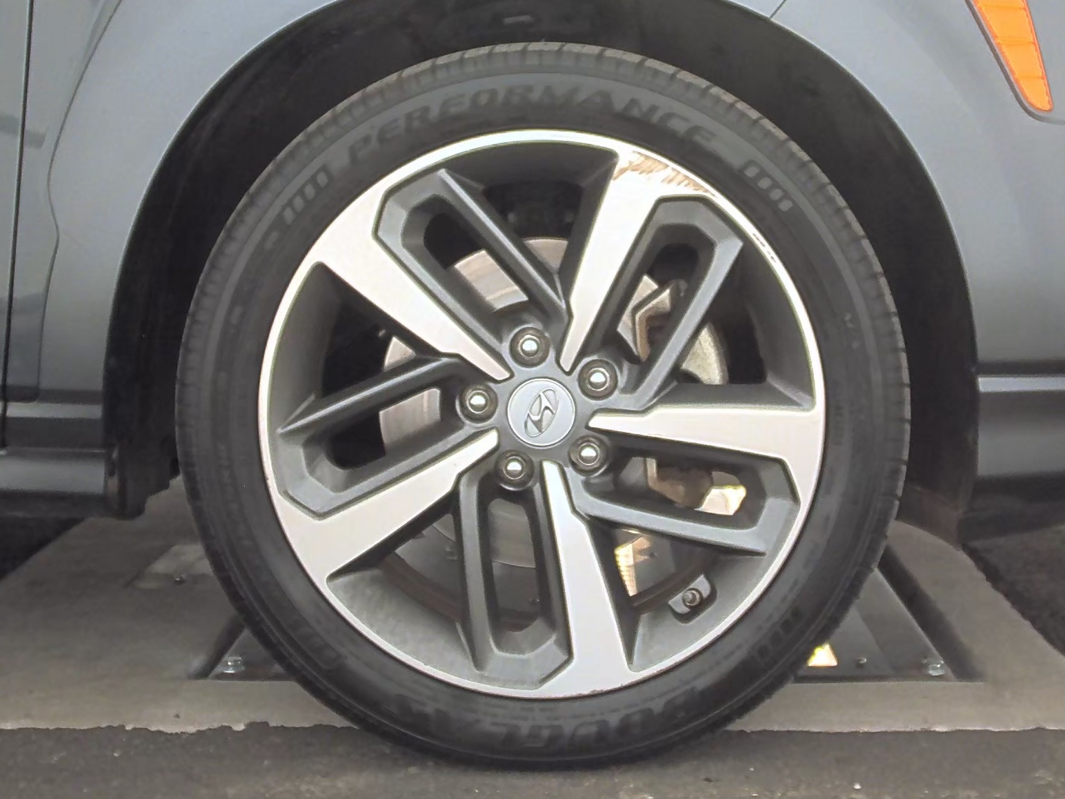 2021 Hyundai Kona Limited FWD