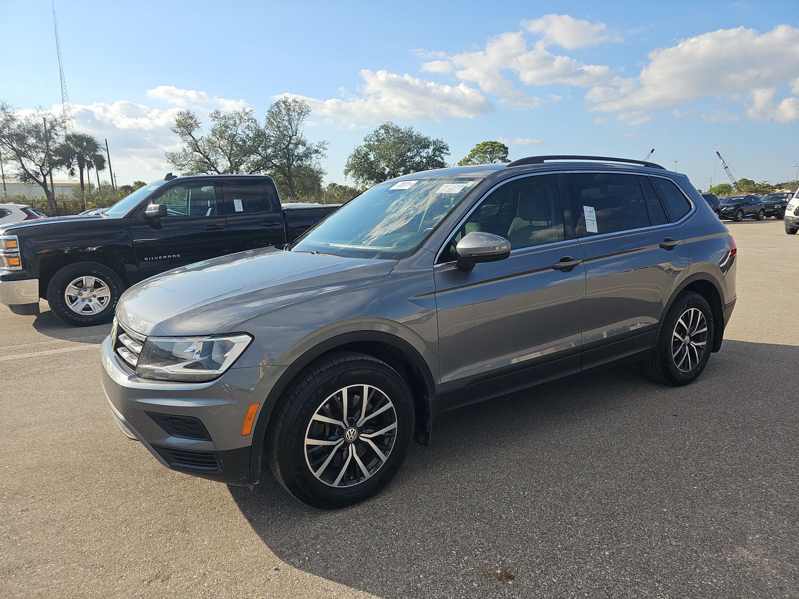 2019 Volkswagen Tiguan 2.0T SE FWD