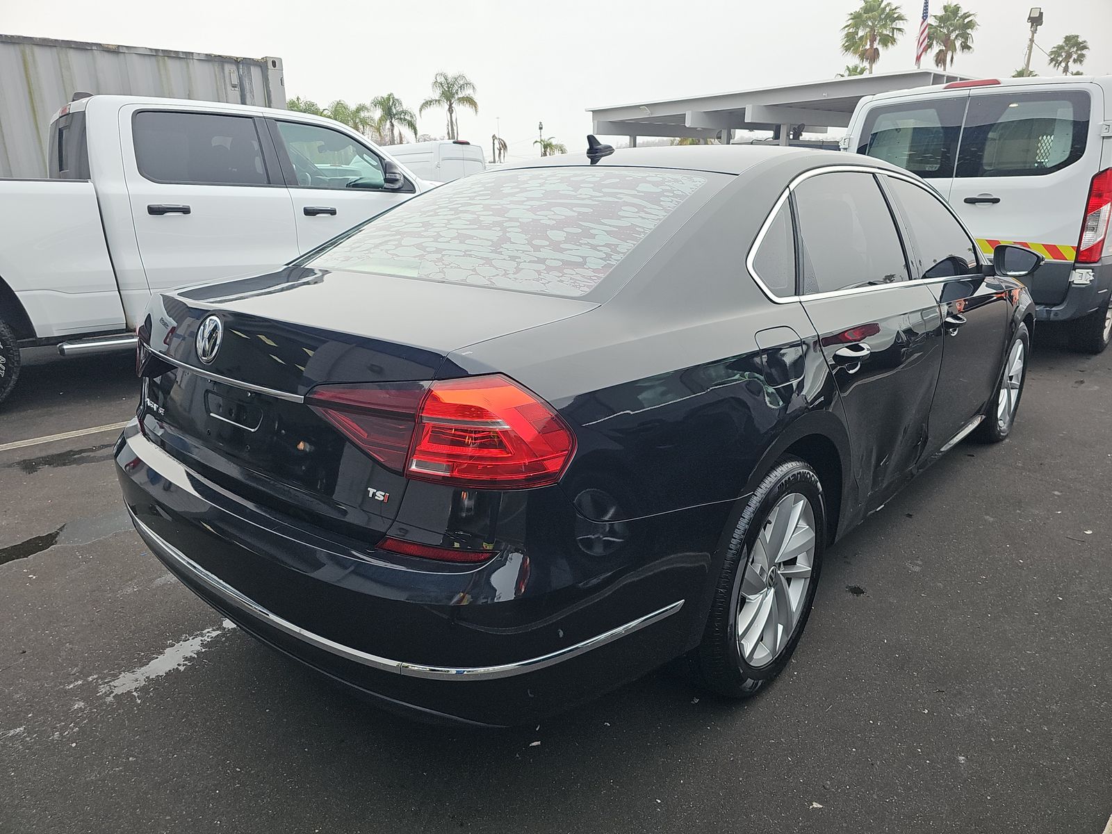 2018 Volkswagen Passat 2.0T SE FWD