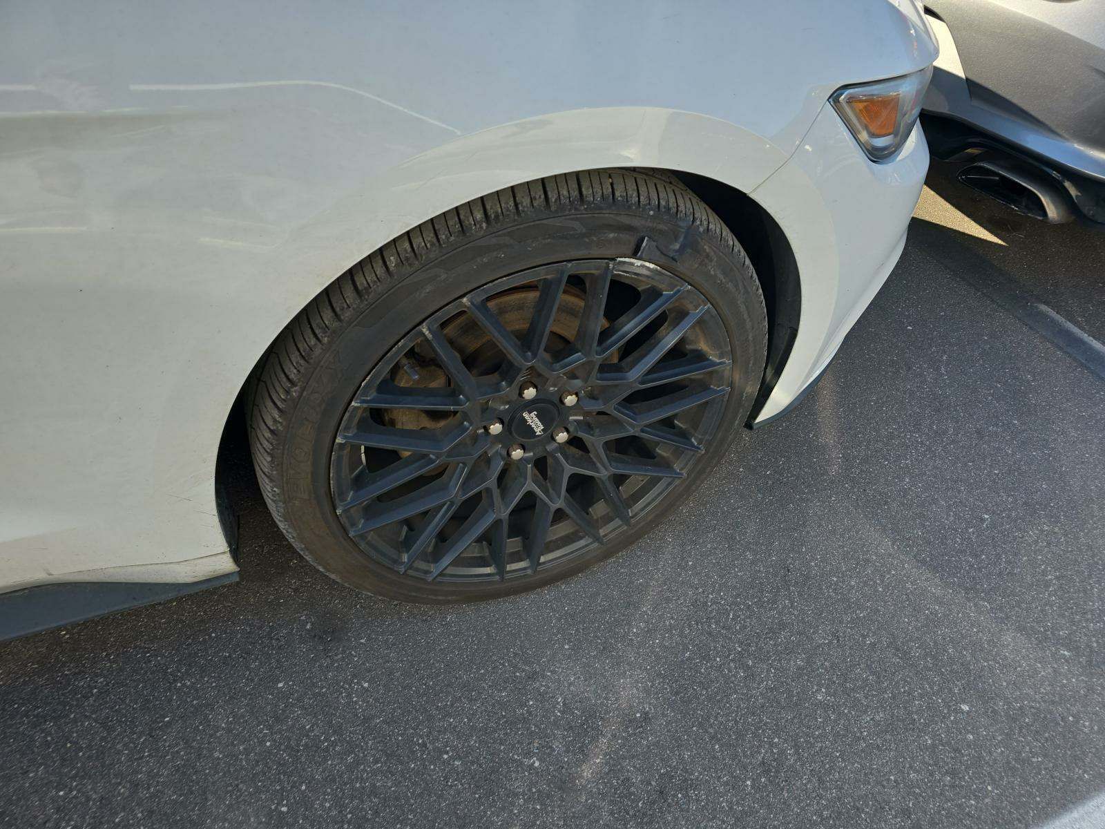 2015 Ford Mustang V6 RWD