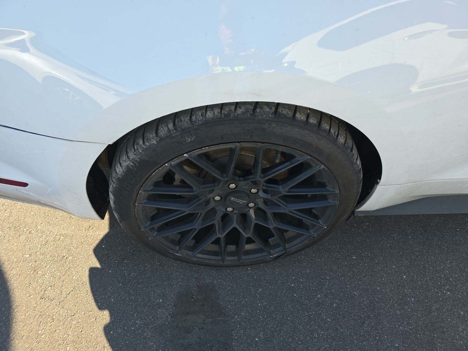 2015 Ford Mustang V6 RWD