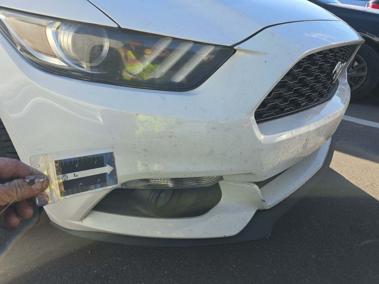 2015 Ford Mustang V6 RWD