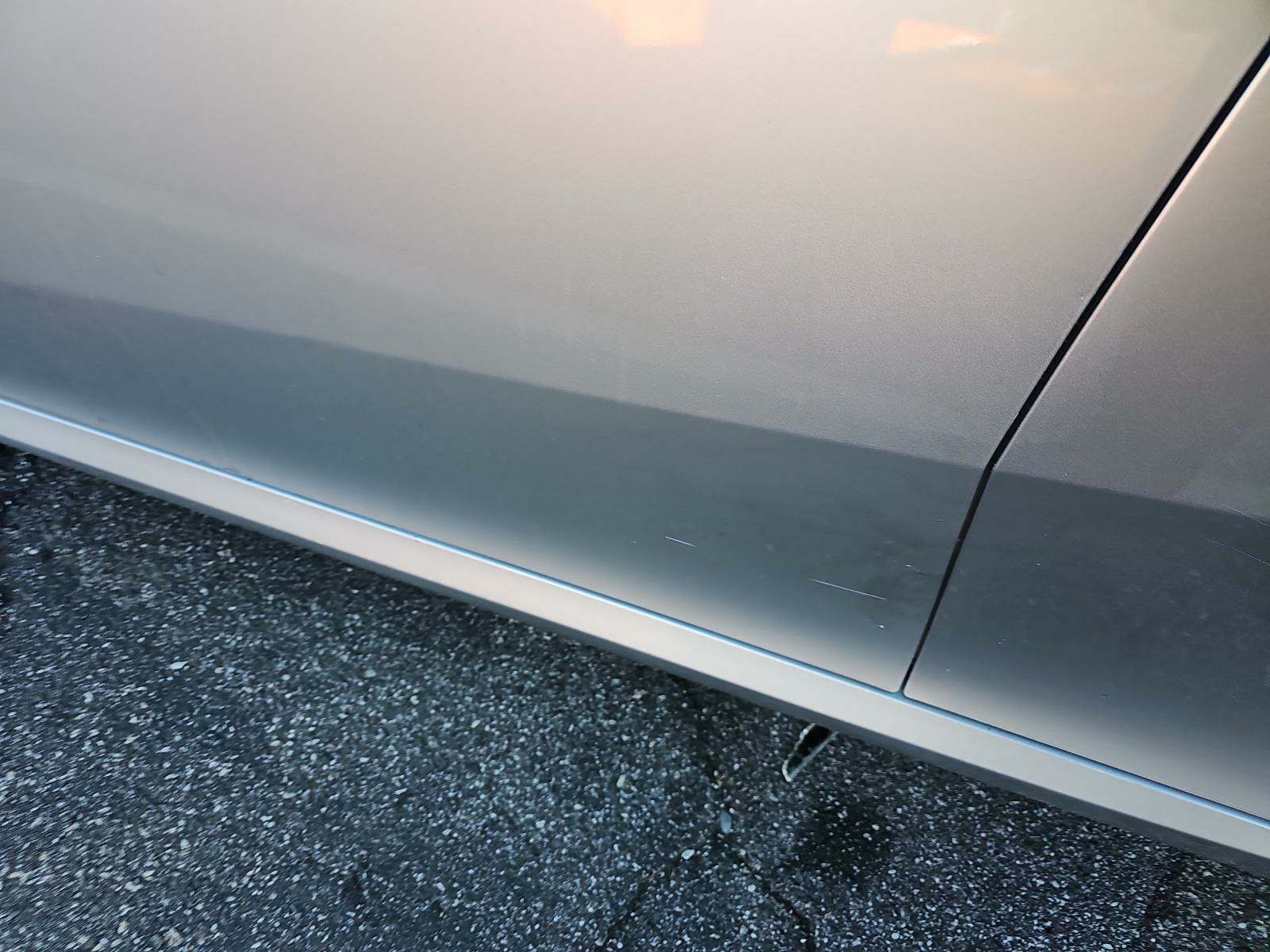 2019 Toyota Camry Hybrid LE FWD