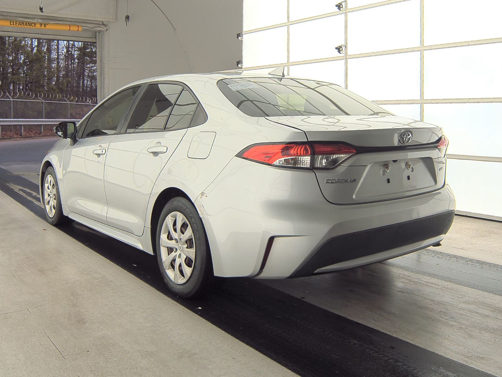 2020 Toyota Corolla LE FWD