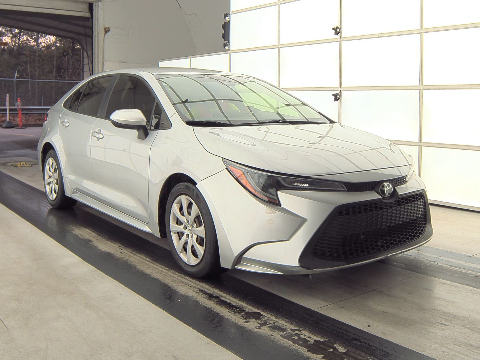 2020 Toyota Corolla LE FWD