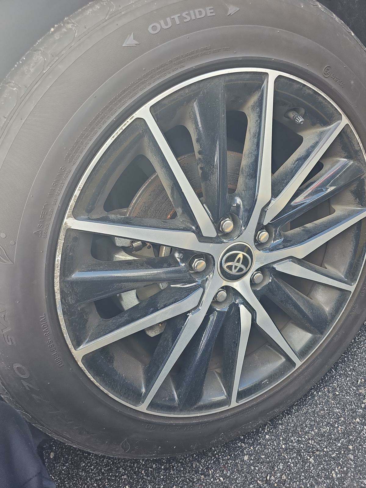 2022 Toyota Camry SE FWD