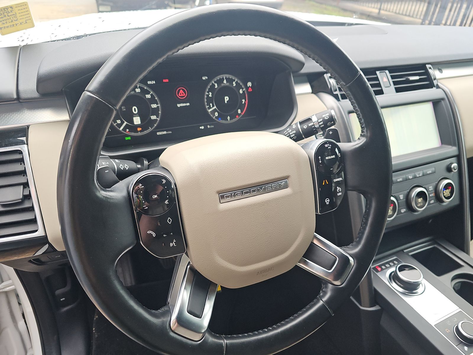 2020 Land Rover Discovery Landmark Edition AWD