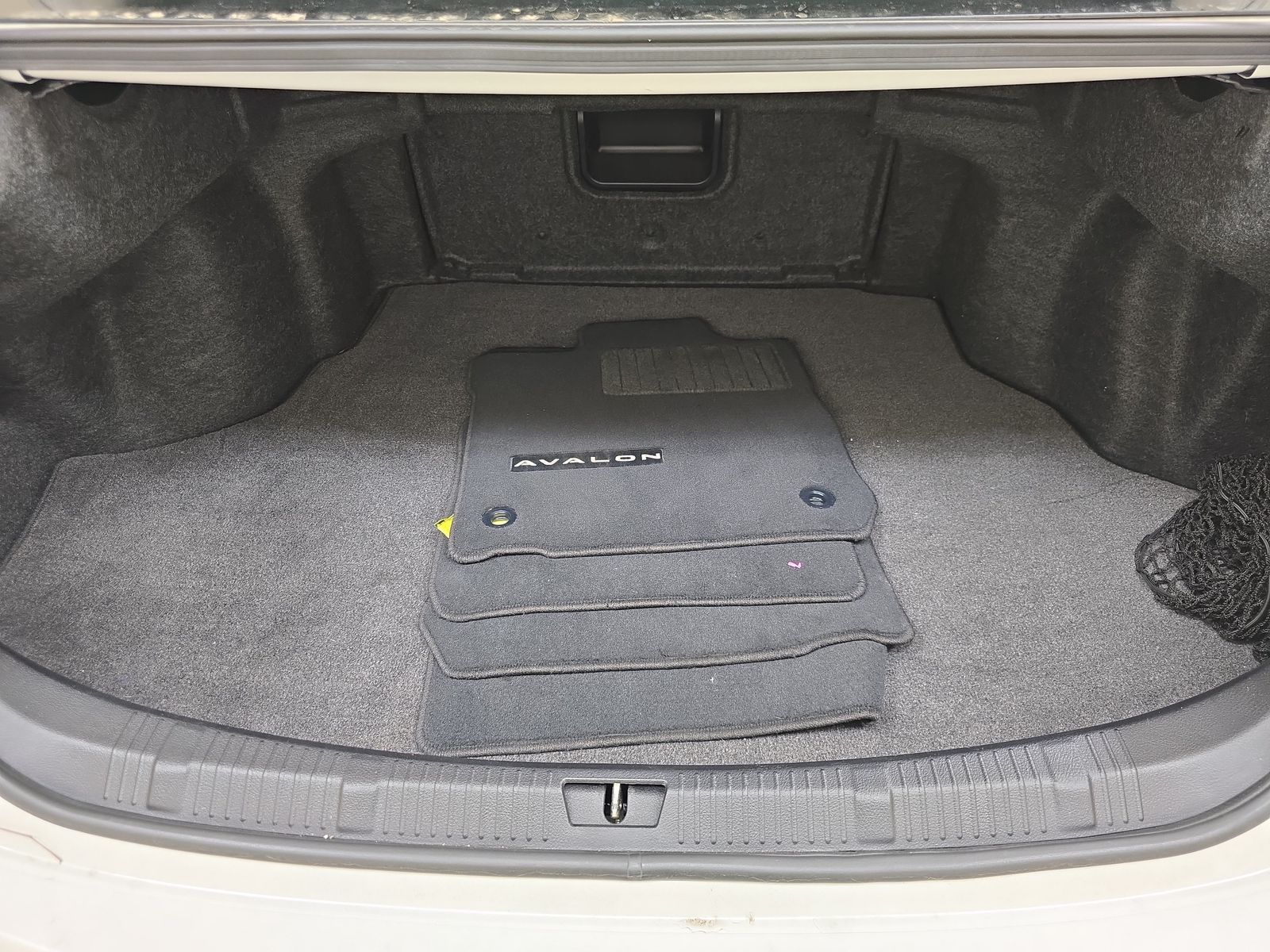 2018 Toyota Avalon XLE Premium FWD