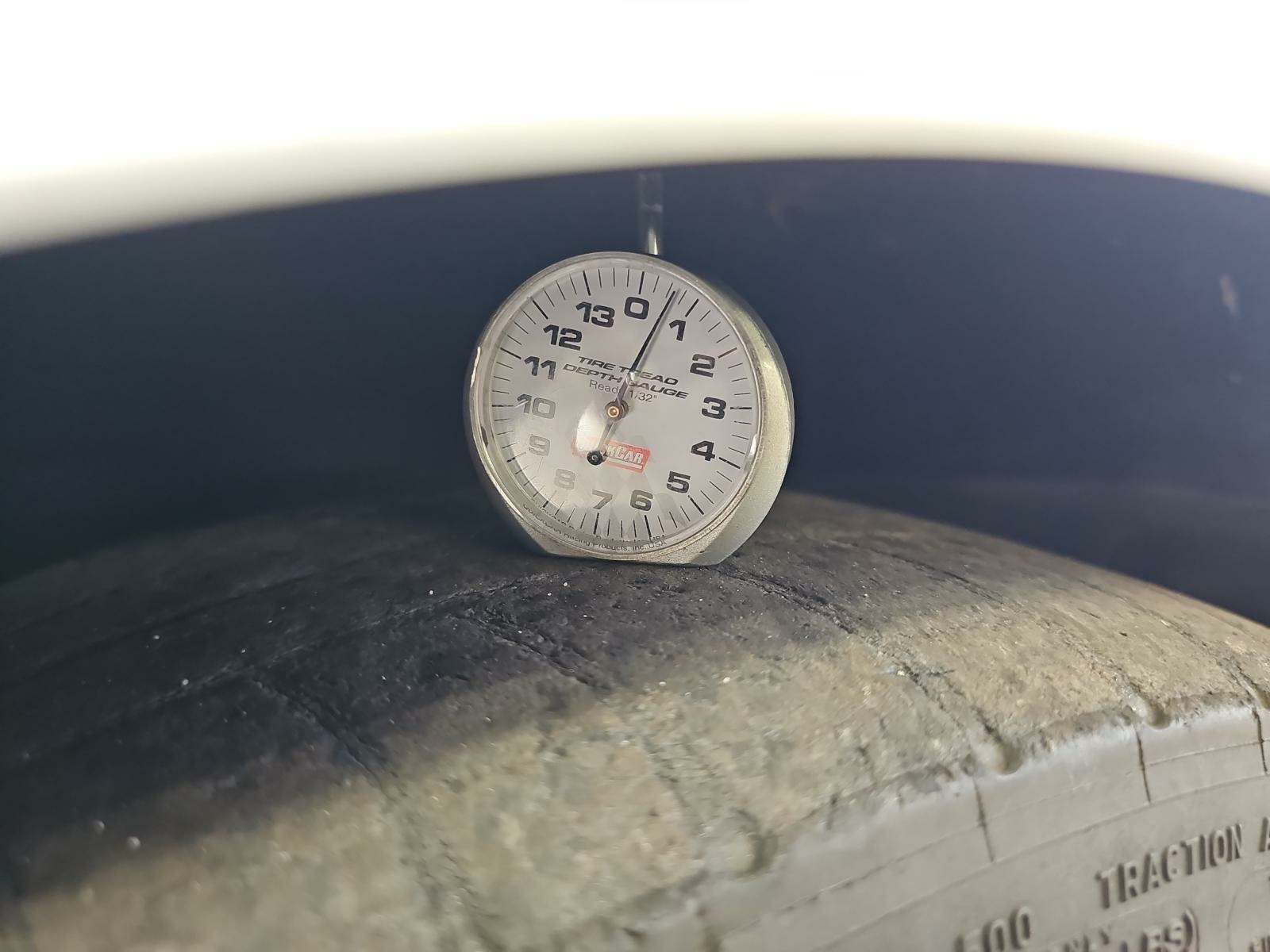 2015 Chevrolet Corvette Stingray Z51 RWD