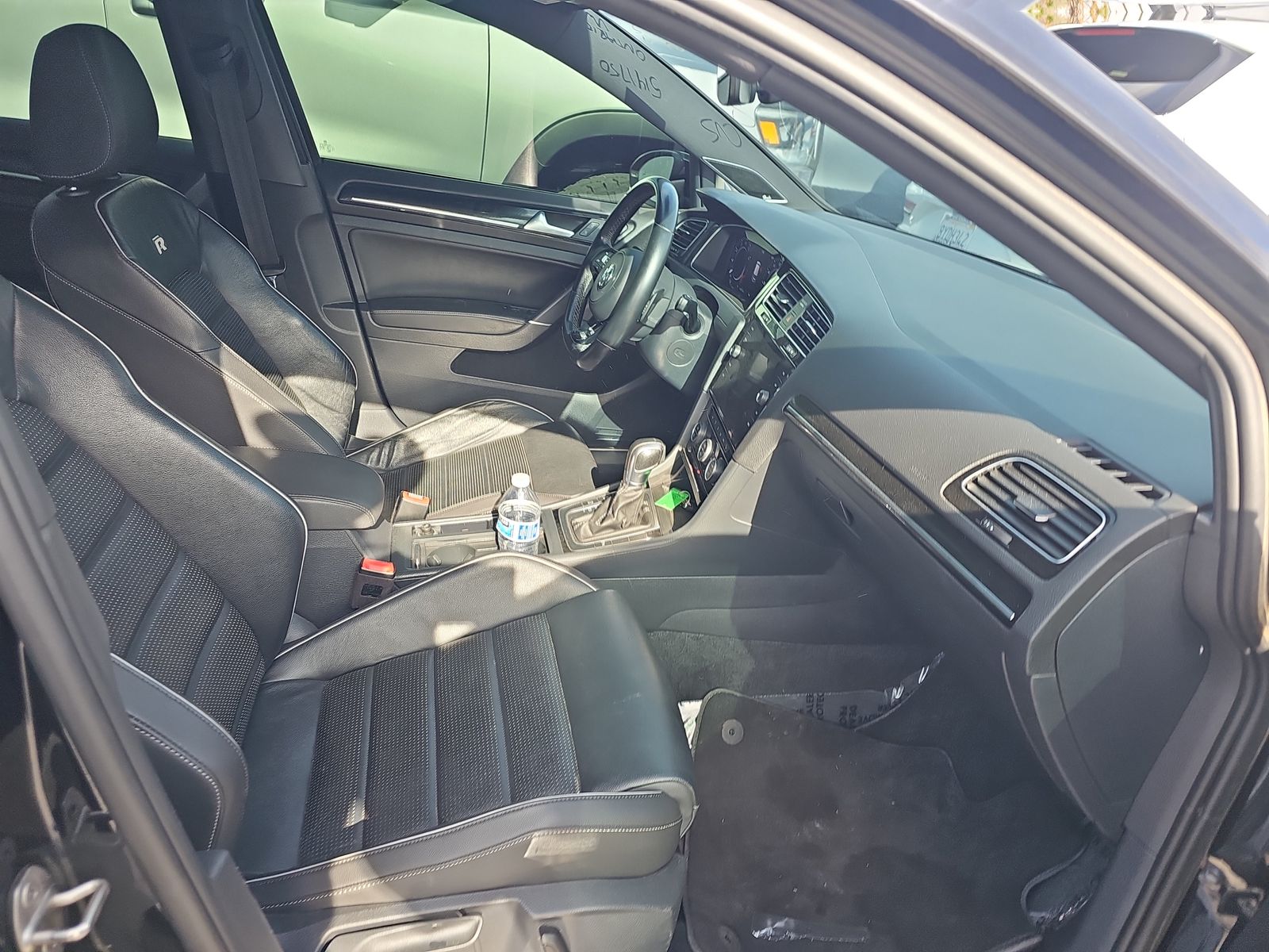 2019 Volkswagen Golf R 2.0T AWD