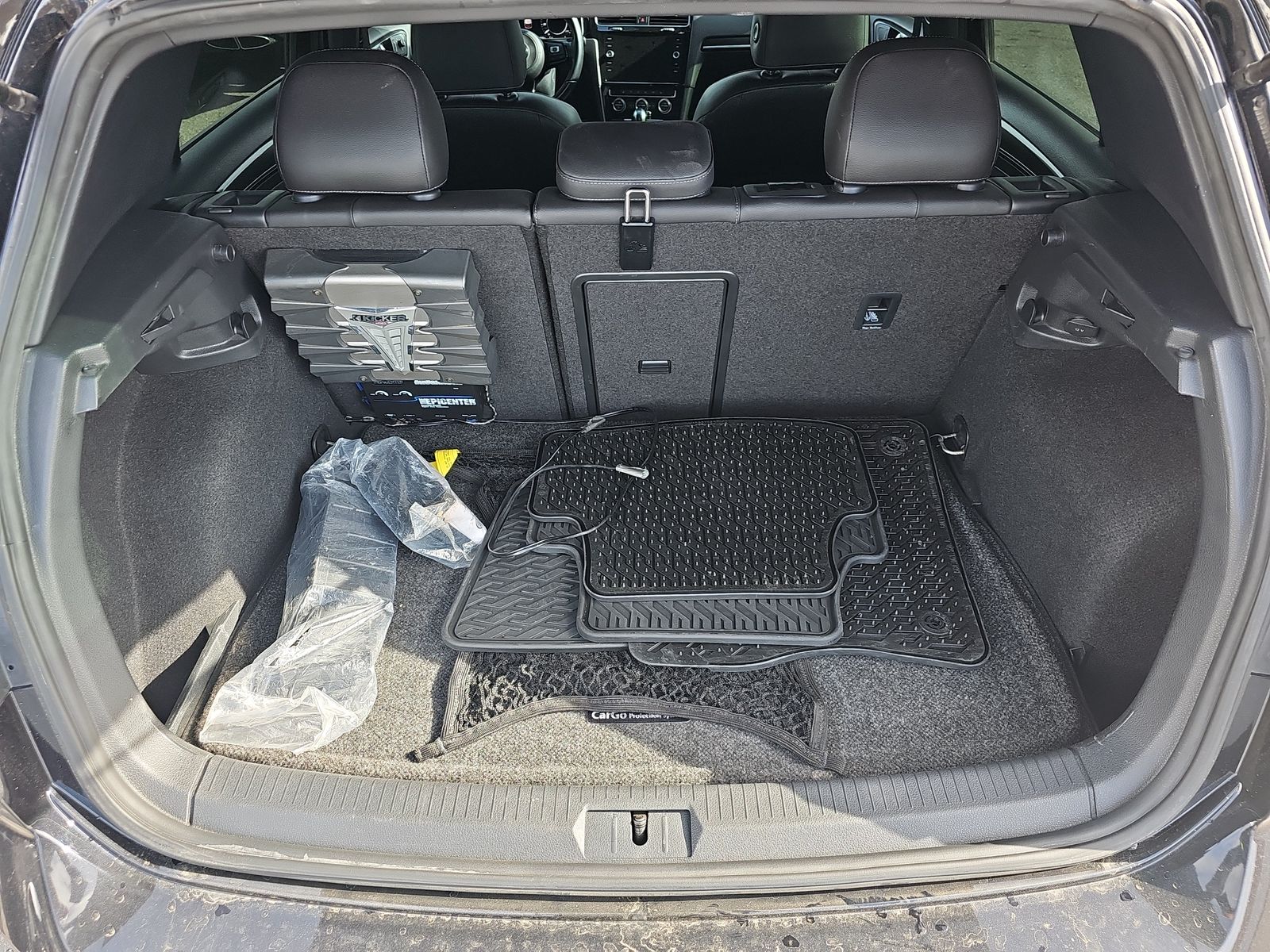 2019 Volkswagen Golf R 2.0T AWD