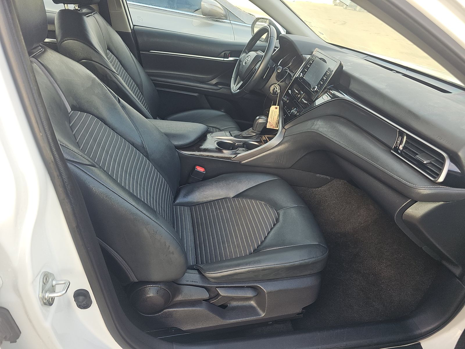 2022 Toyota Camry SE FWD