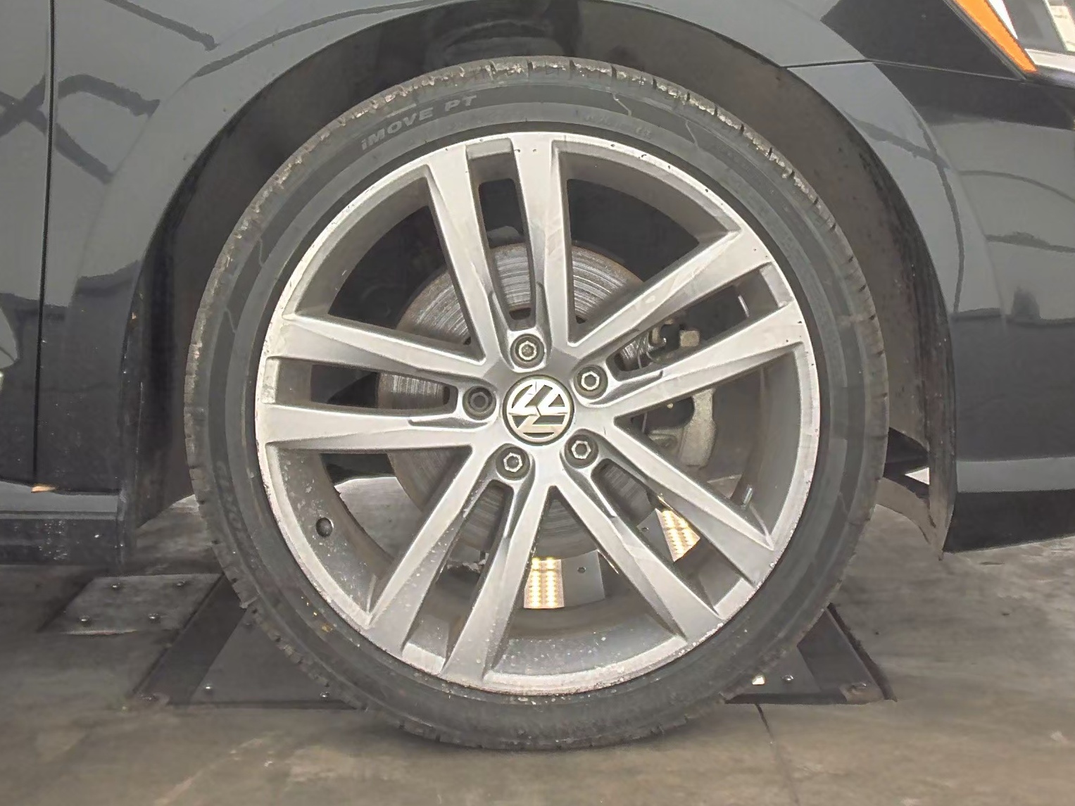 2017 Volkswagen Passat 1.8T R-Line FWD