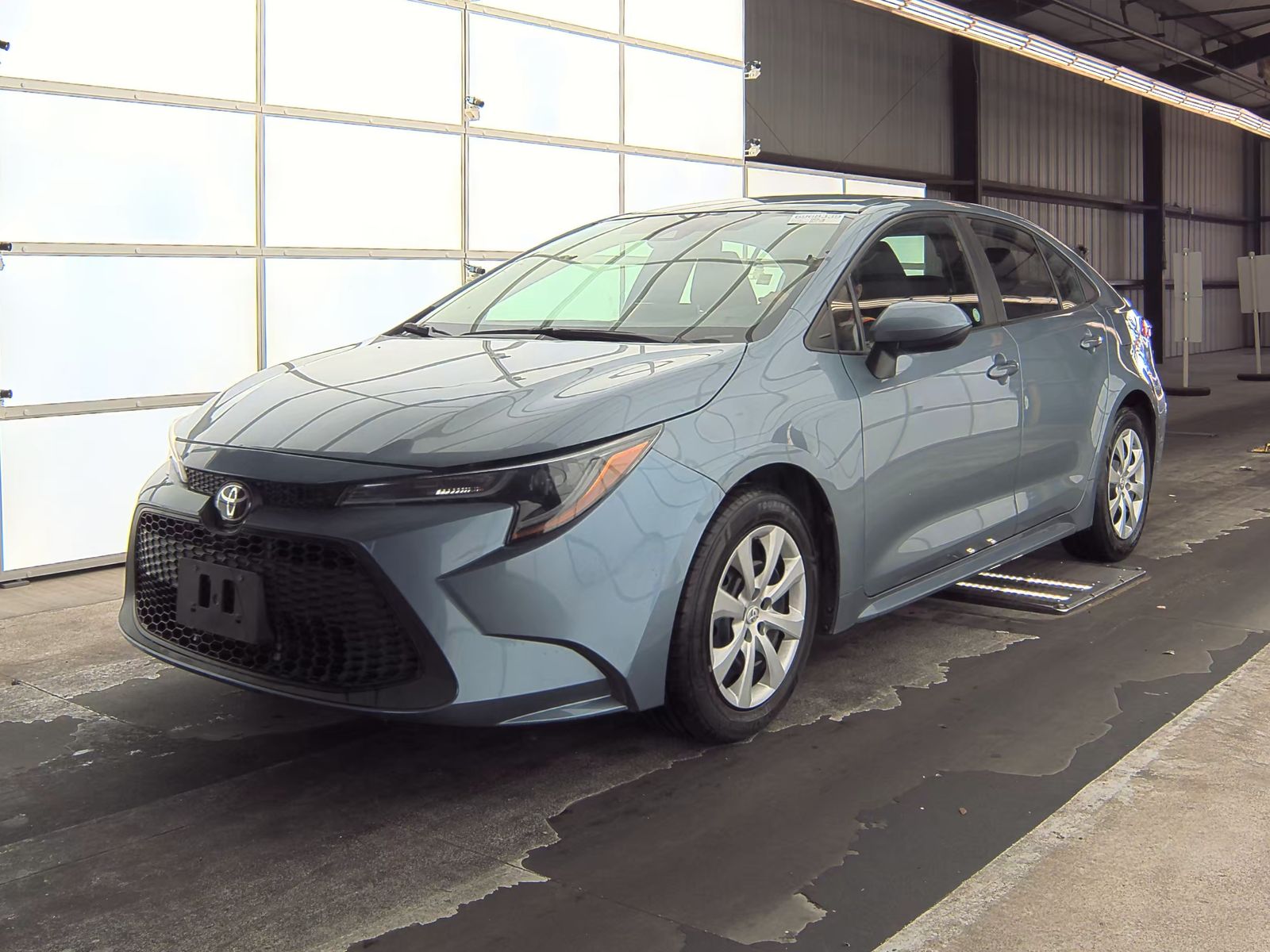 2021 Toyota Corolla LE FWD
