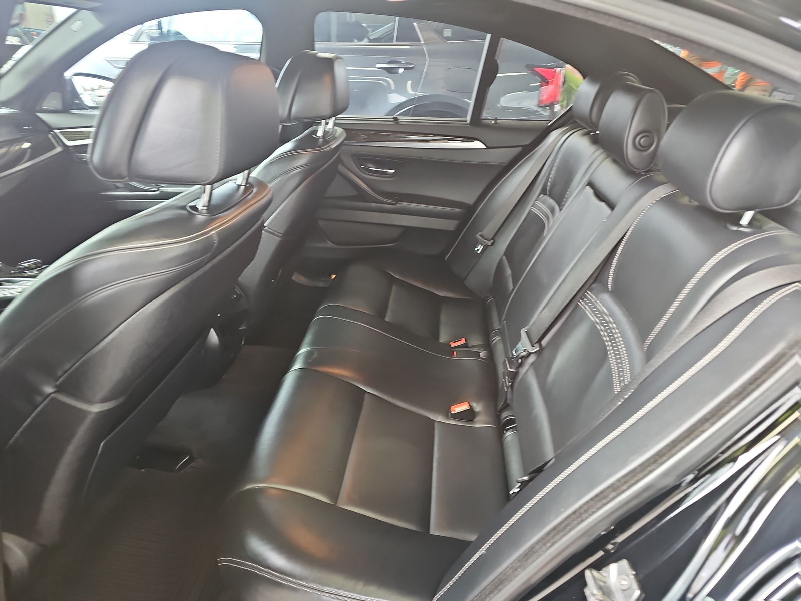 2015 BMW 5 Series 550i xDrive AWD