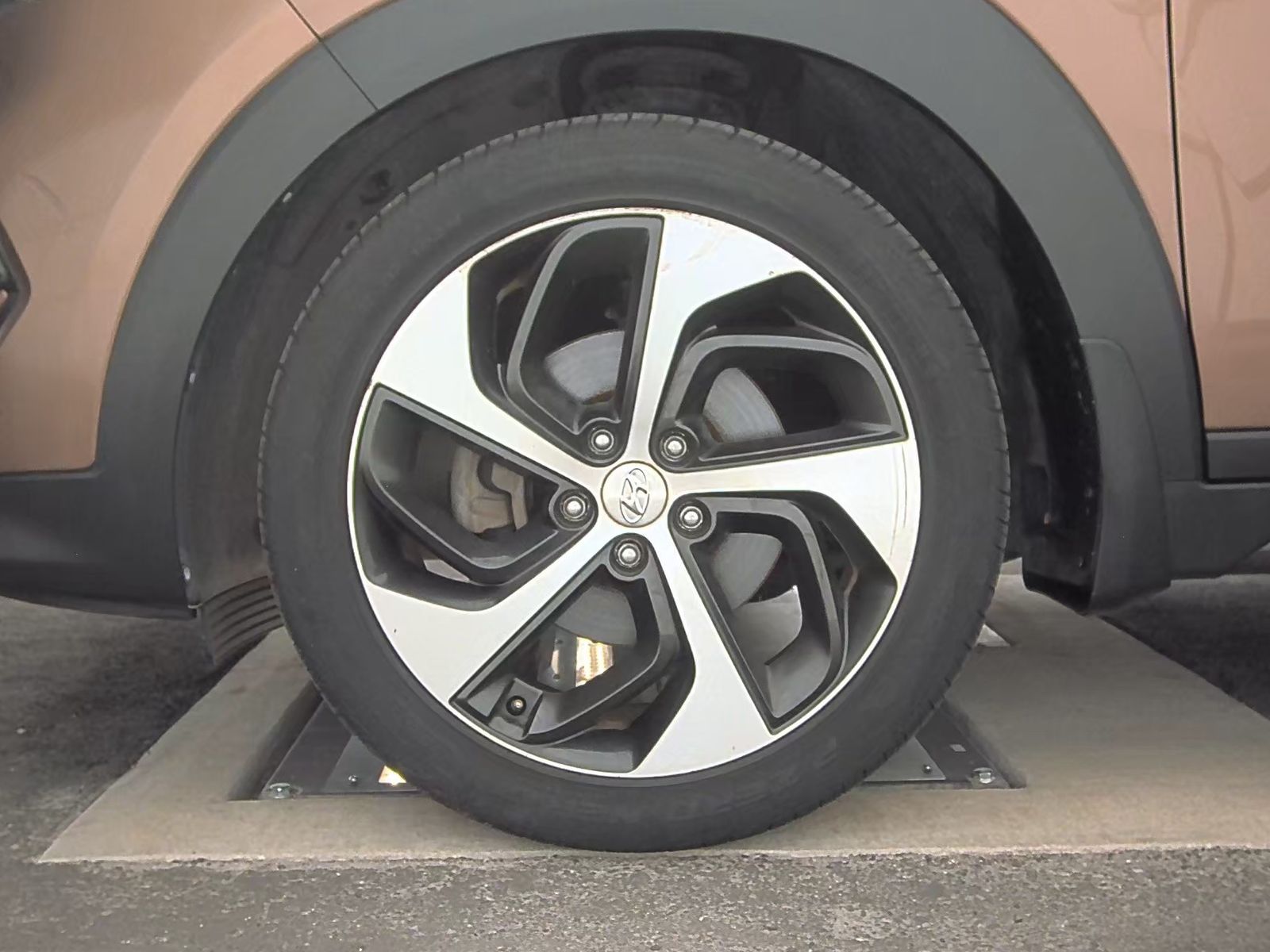 2016 Hyundai Tucson Sport FWD