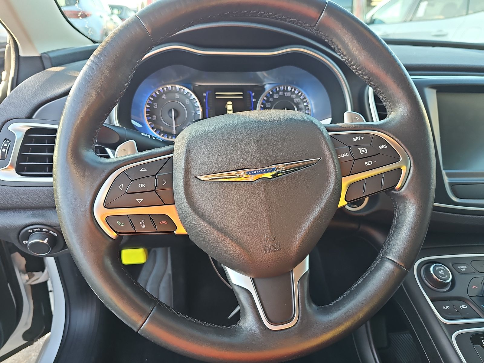 2017 Chrysler 200 Limited Platinum FWD