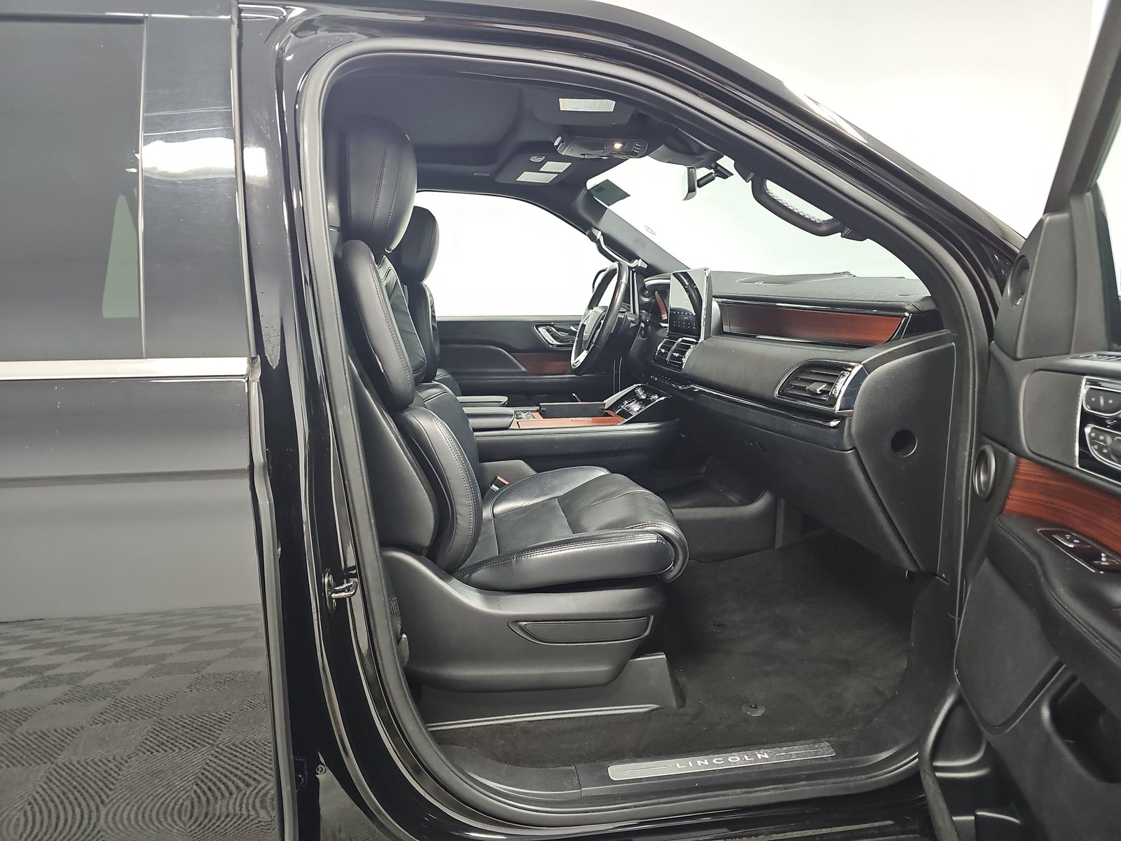 2020 Lincoln Navigator L Reserve RWD