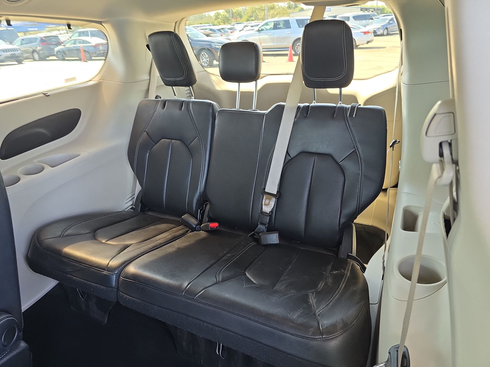 2022 Chrysler Pacifica Touring L FWD