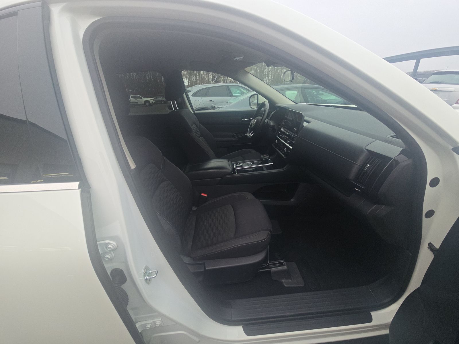 2022 Nissan Pathfinder SV AWD