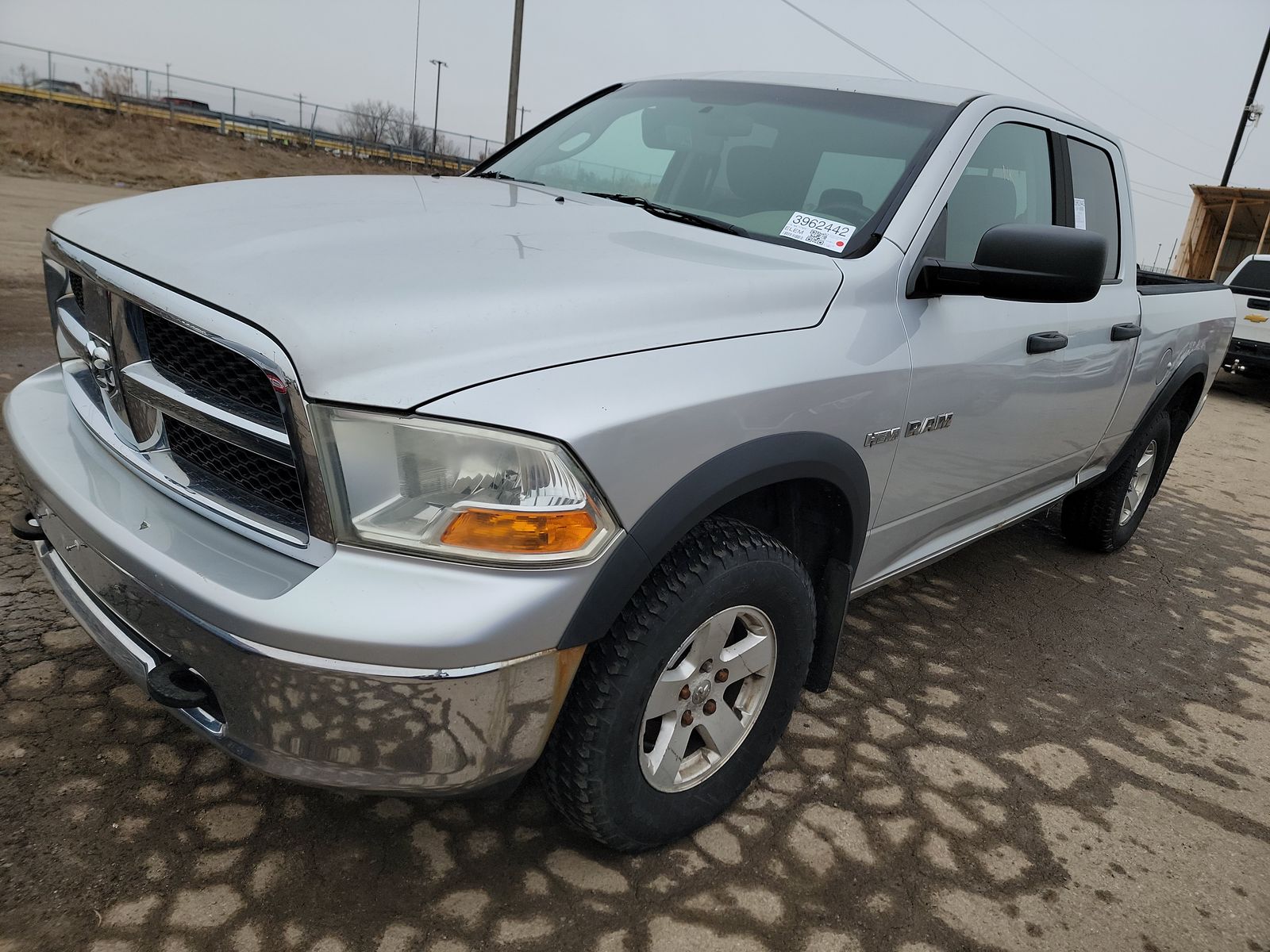 High-quality used cars Dodge Ram 1500. Only Clean Title!