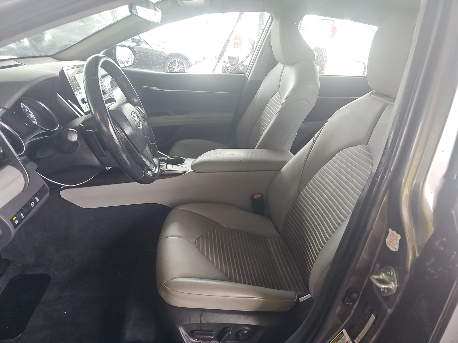 2022 Toyota Camry SE FWD