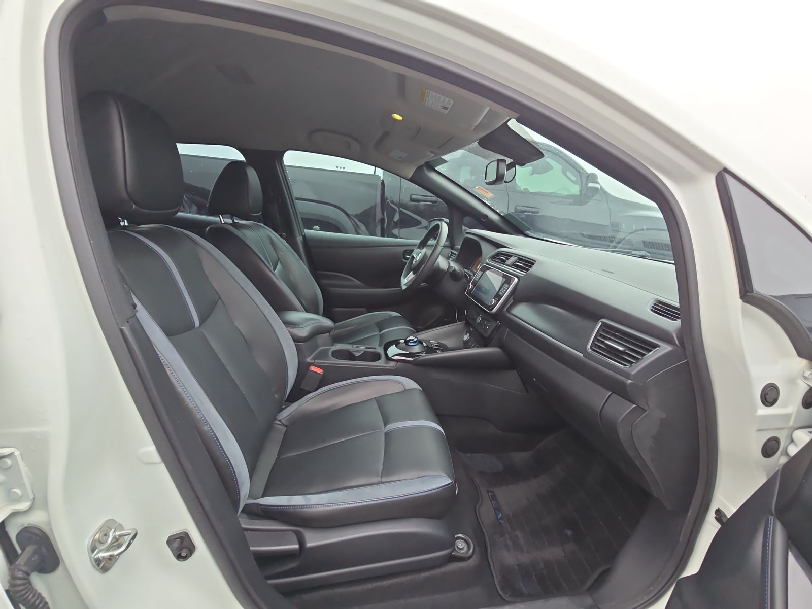 2020 Nissan LEAF SL PLUS FWD