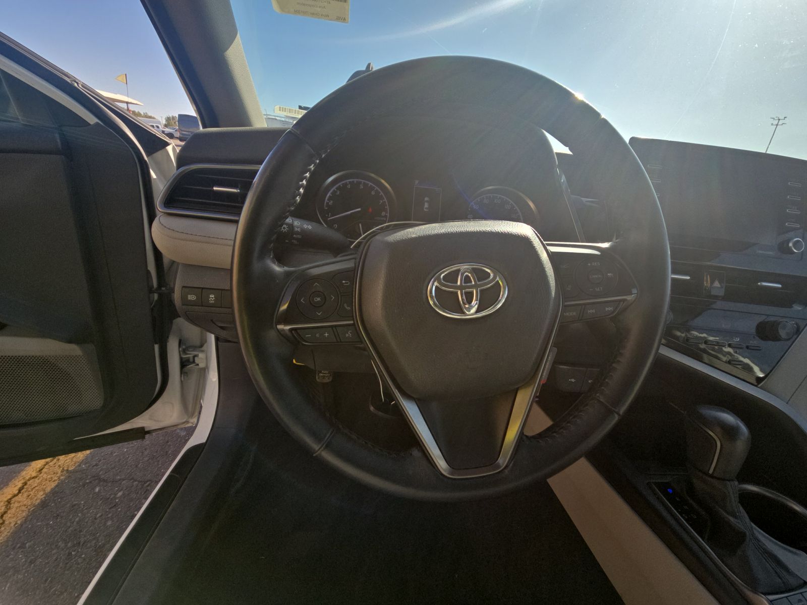 2022 Toyota Camry SE FWD