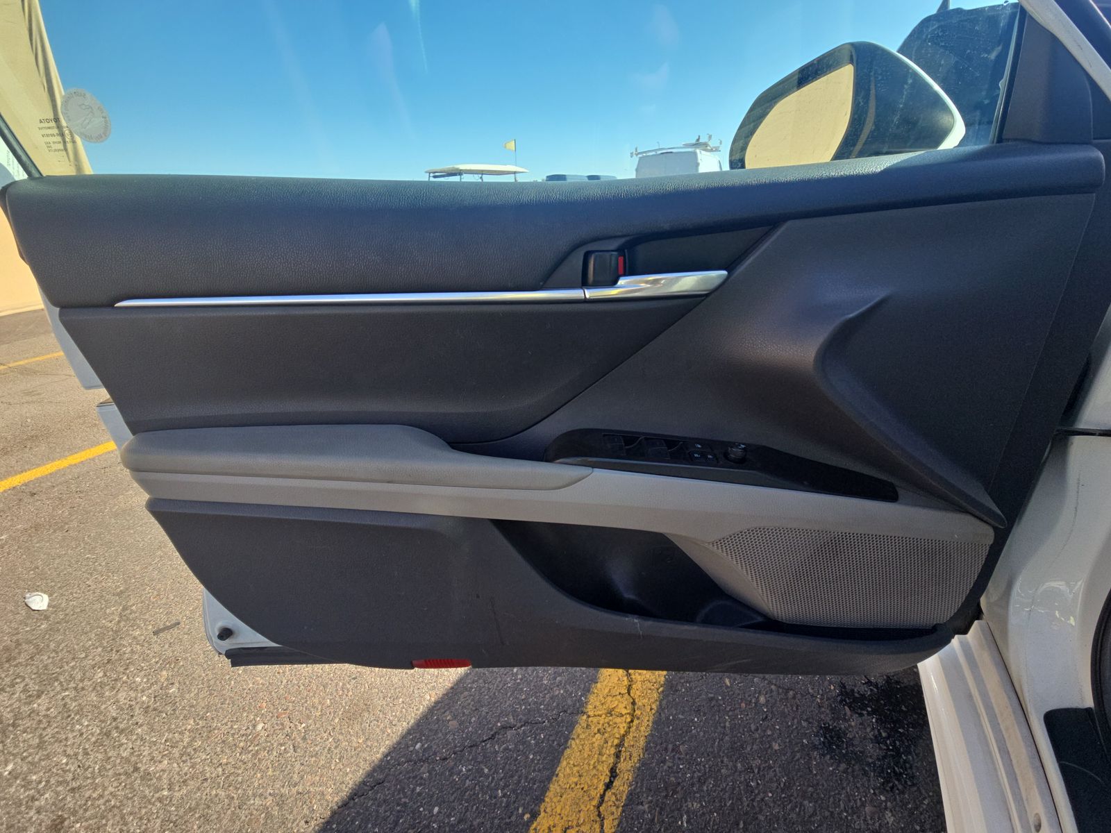 2022 Toyota Camry SE FWD