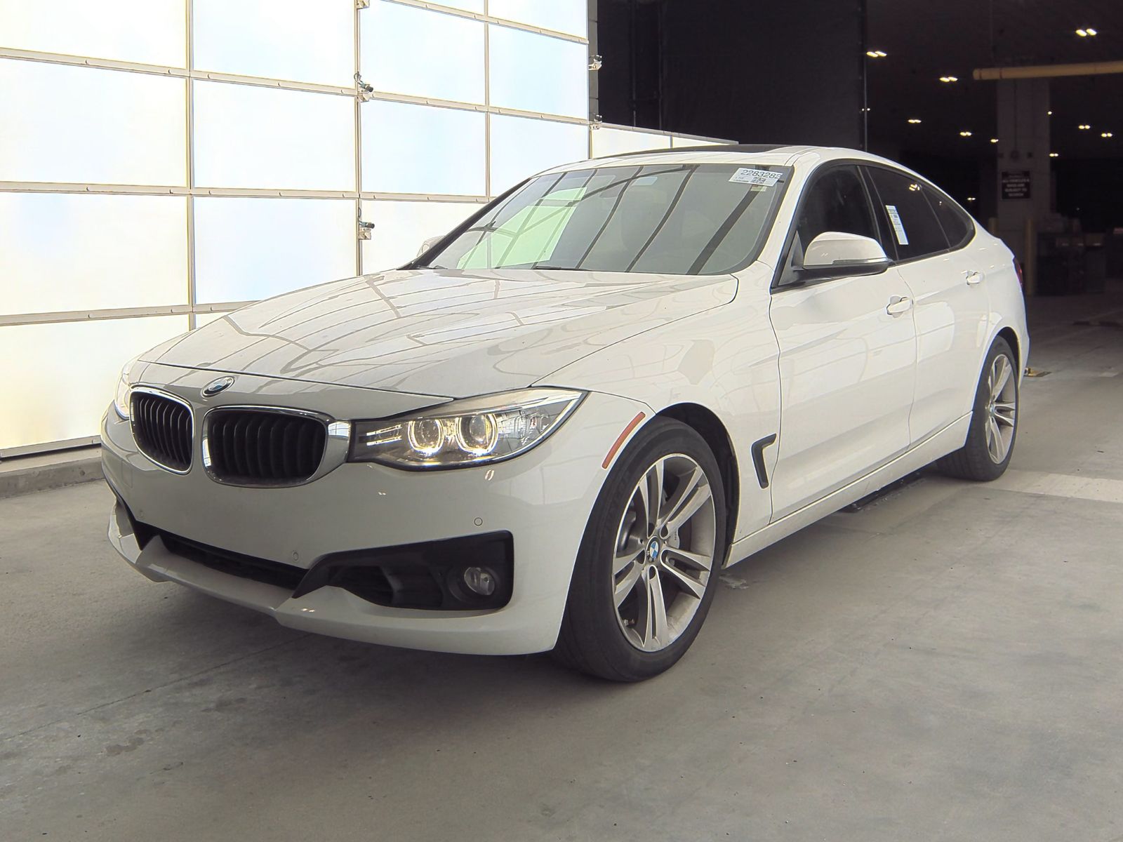 2016 BMW 3 Series Gran Turismo 335i xDrive Hatchback SPORT LINE