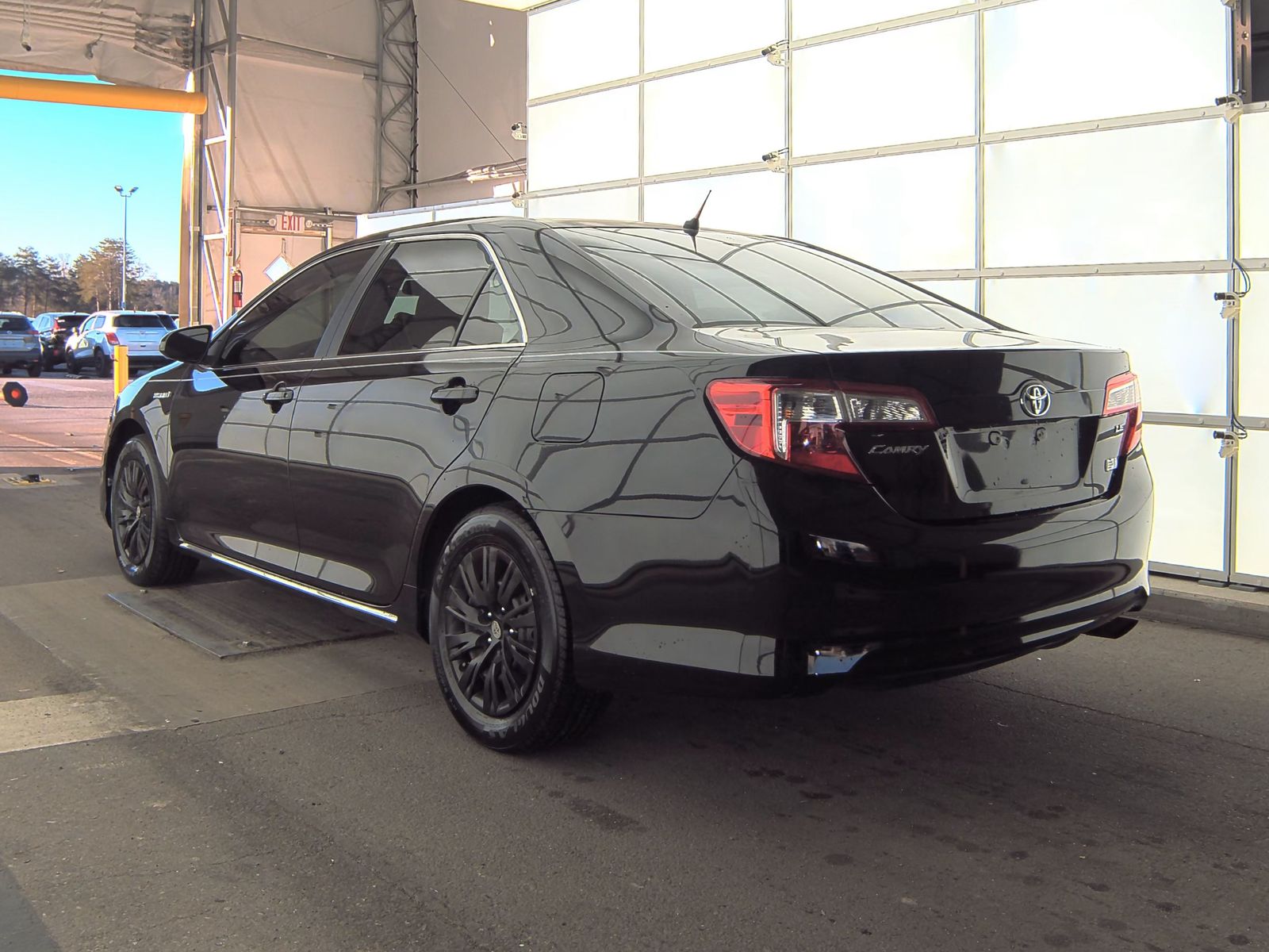 2012 Toyota Camry Hybrid LE FWD