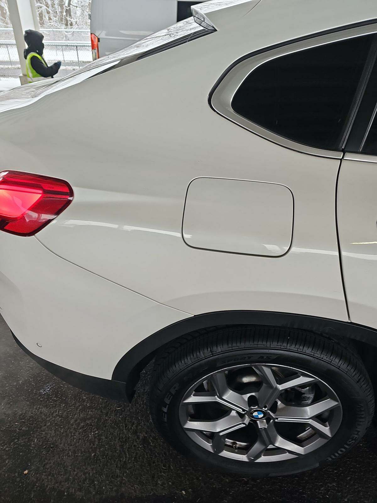 2023 BMW X4 xDrive30i AWD