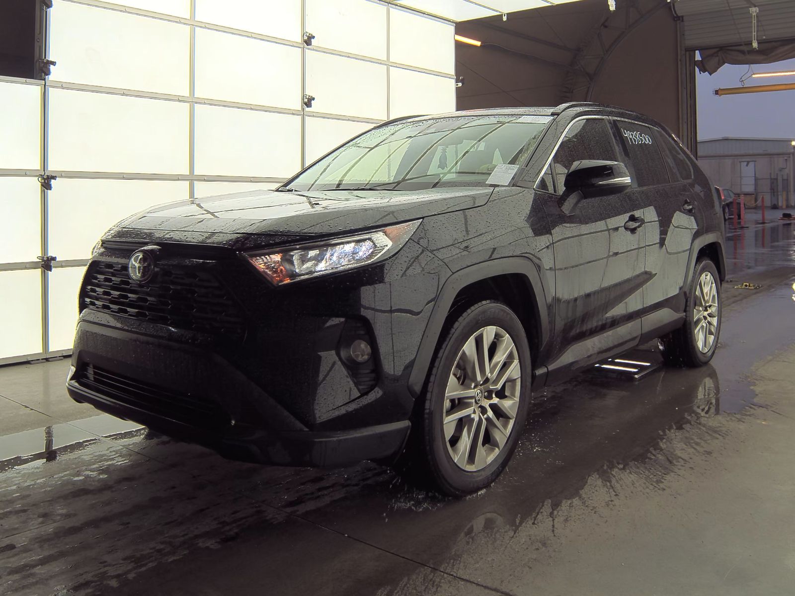 2020 Toyota RAV4 XLE Premium FWD