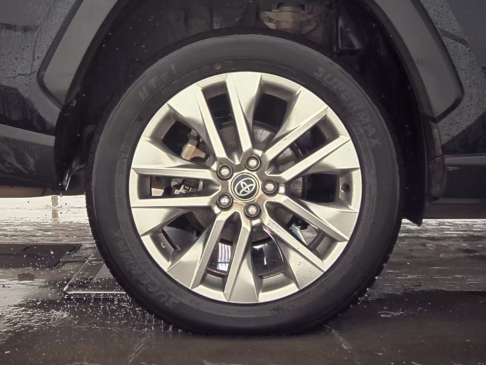 2020 Toyota RAV4 XLE Premium FWD