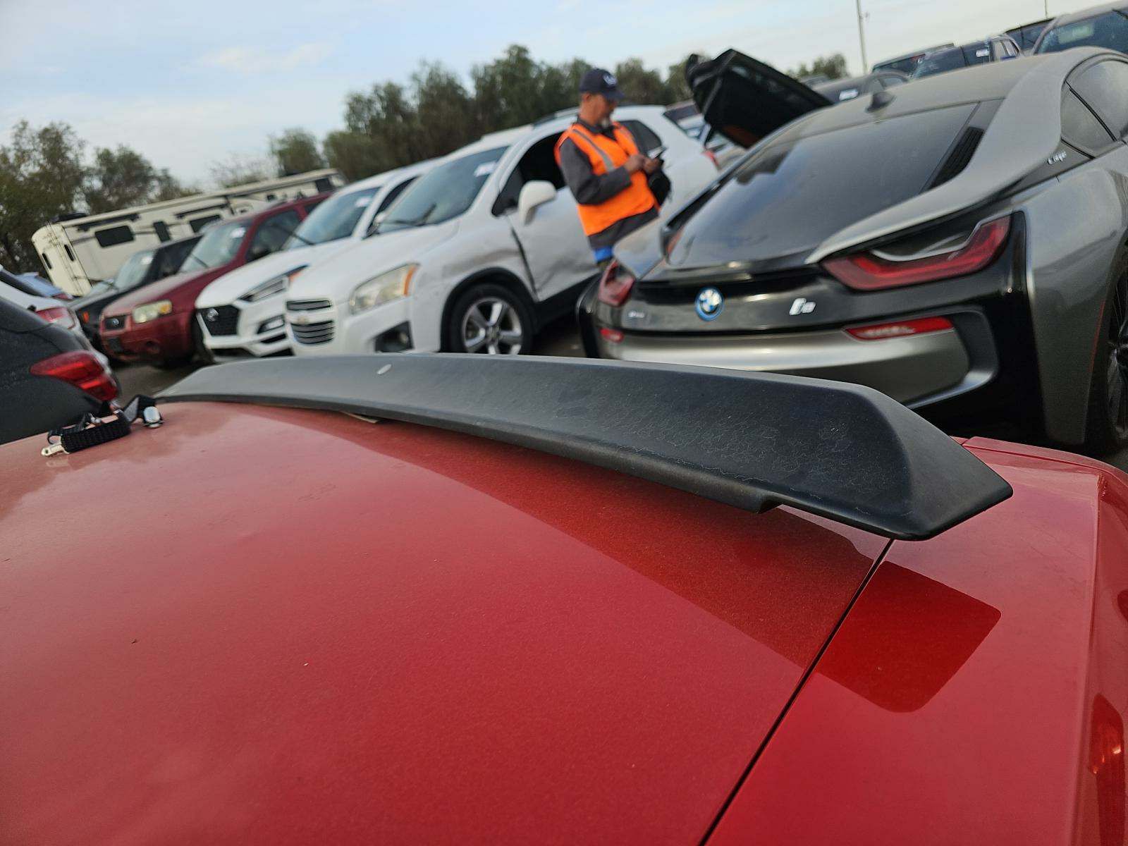 2016 Dodge Challenger SXT RWD