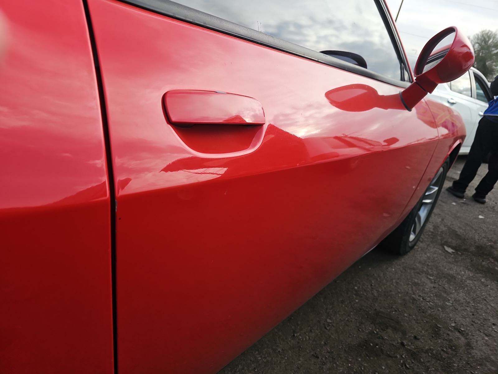 2016 Dodge Challenger SXT RWD