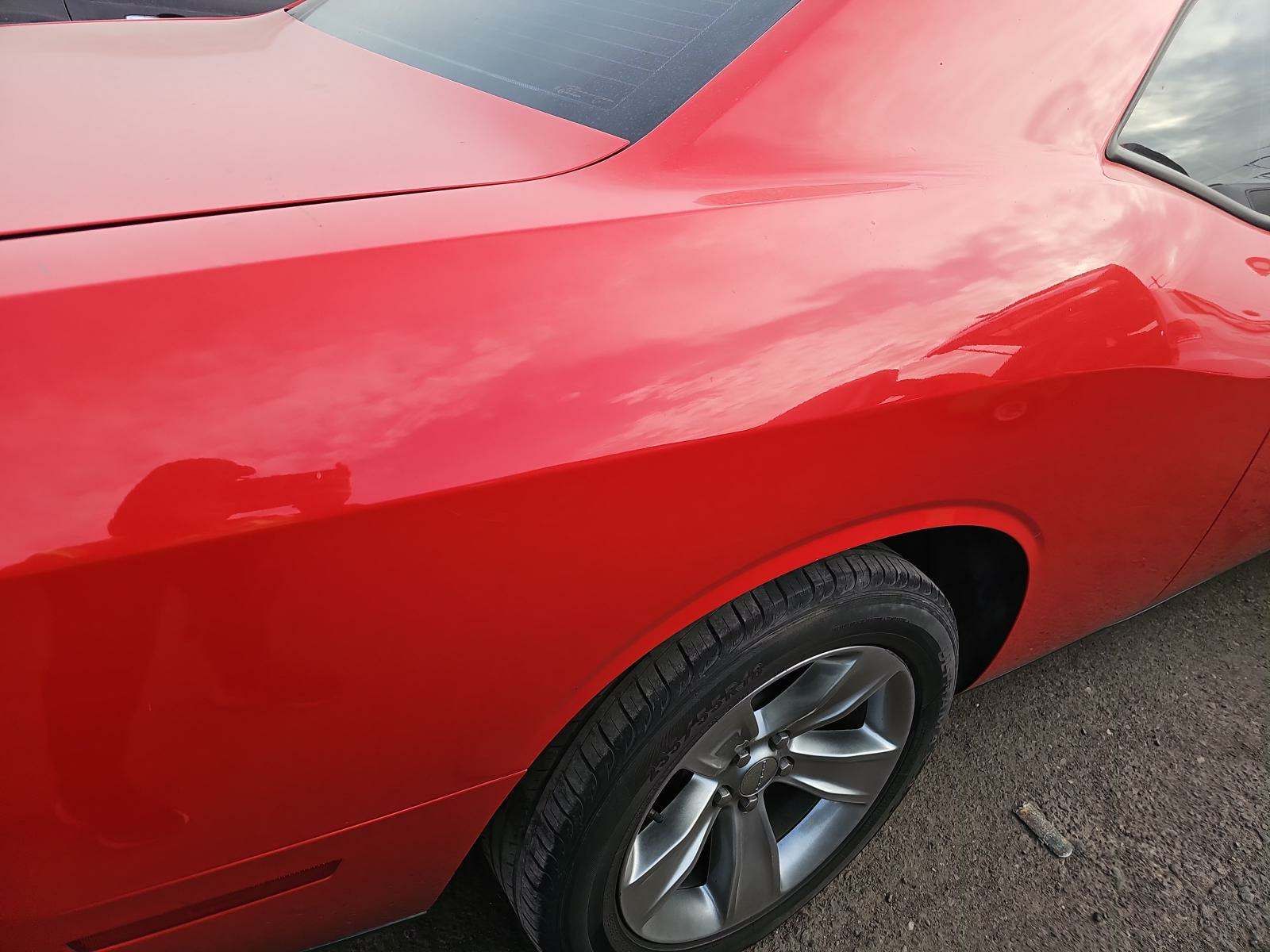 2016 Dodge Challenger SXT RWD