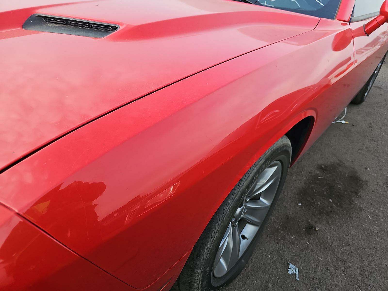 2016 Dodge Challenger SXT RWD