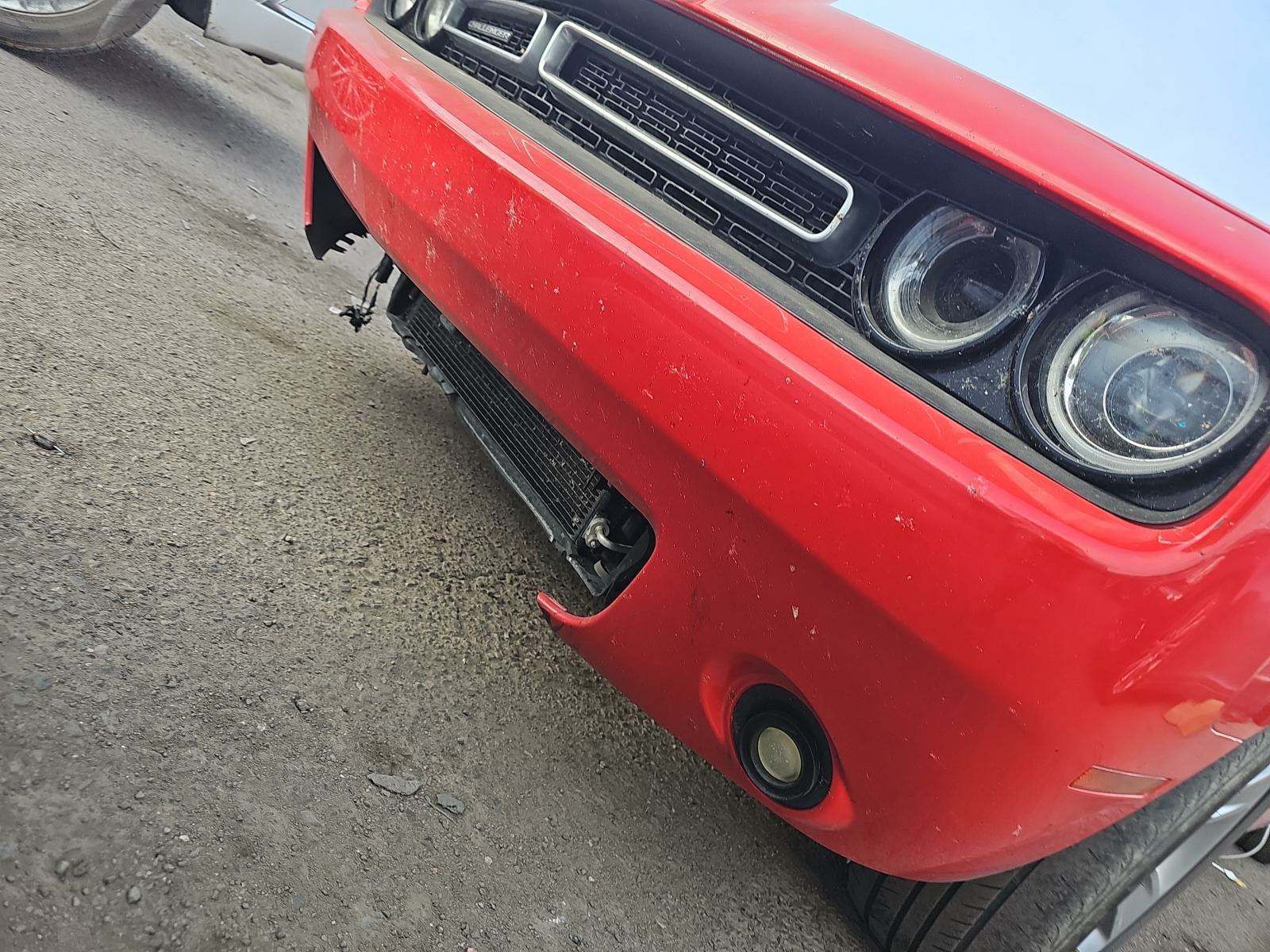 2016 Dodge Challenger SXT RWD