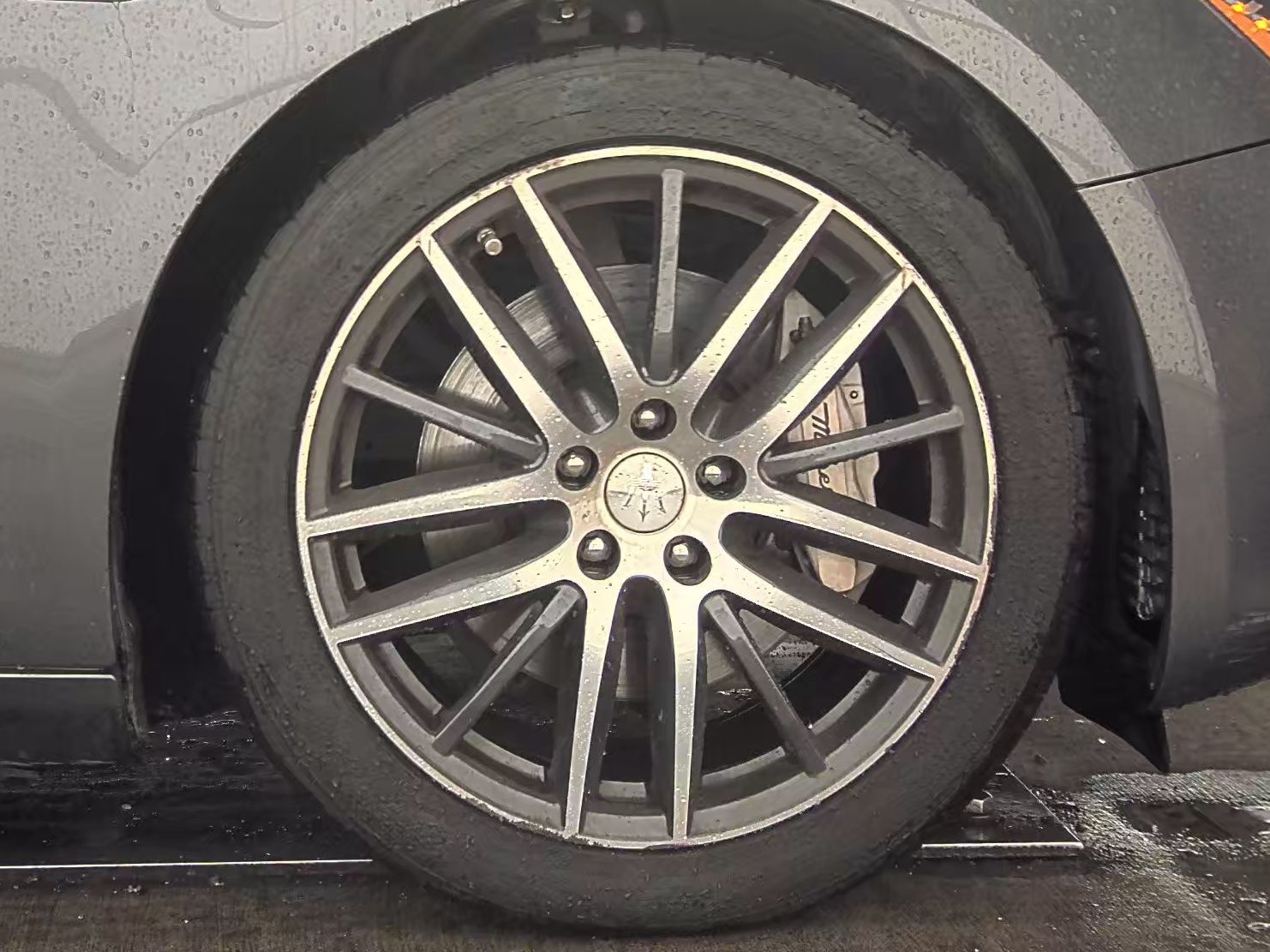 2014 Maserati Ghibli Base RWD