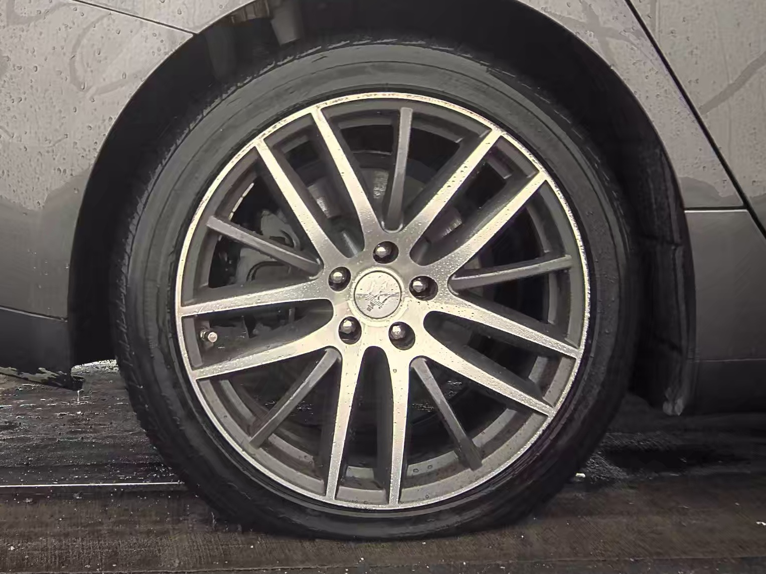 2014 Maserati Ghibli Base RWD