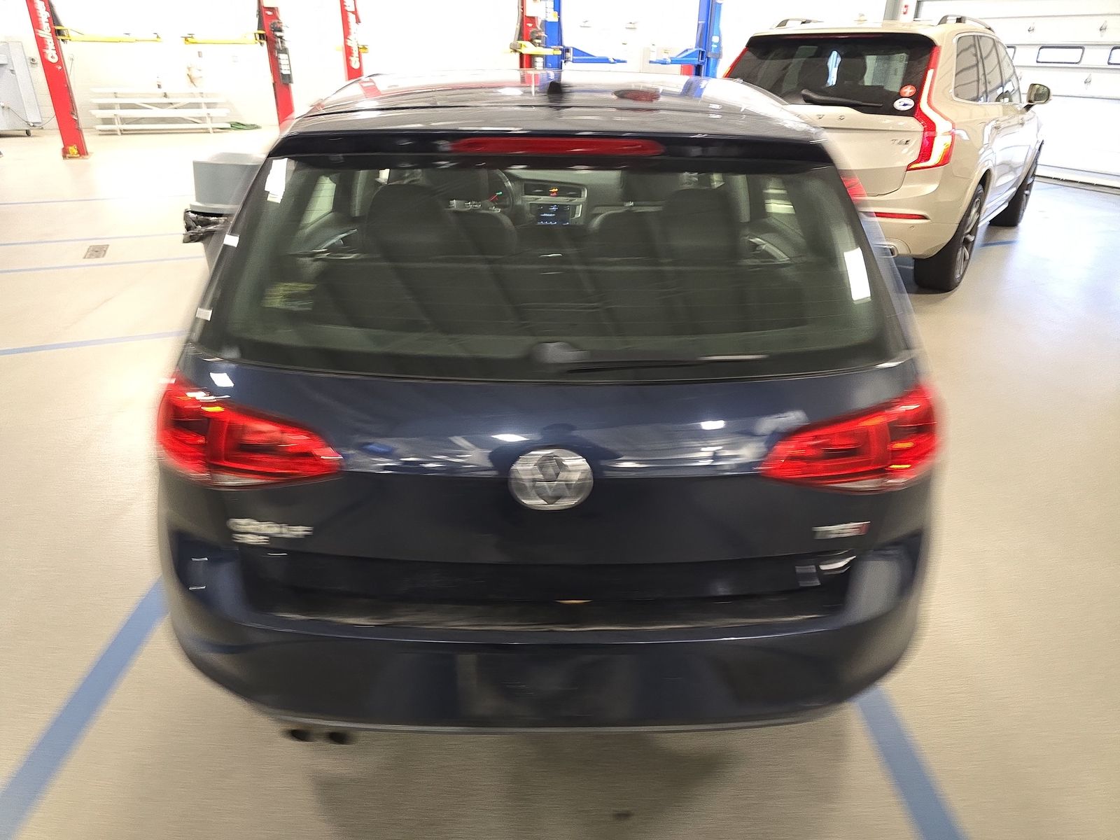 2017 Volkswagen Golf 1.8T SE FWD