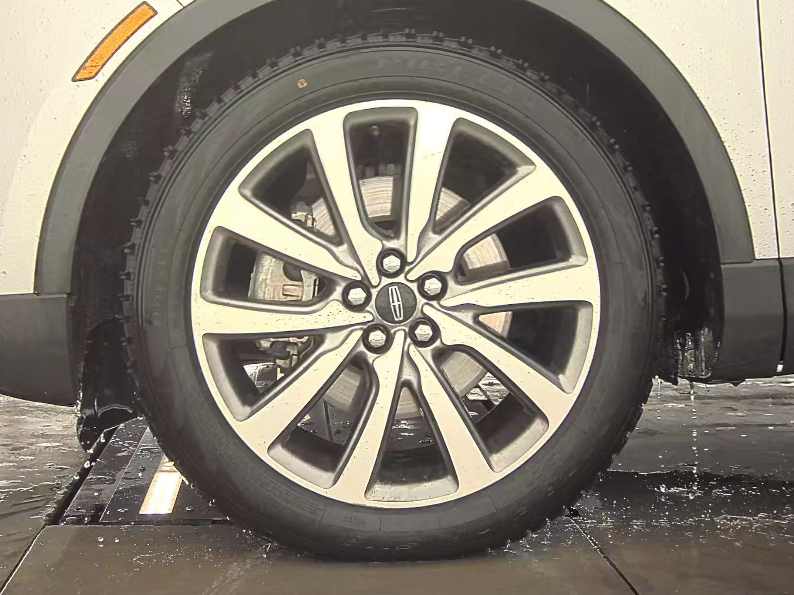 2019 Lincoln Nautilus Select FWD