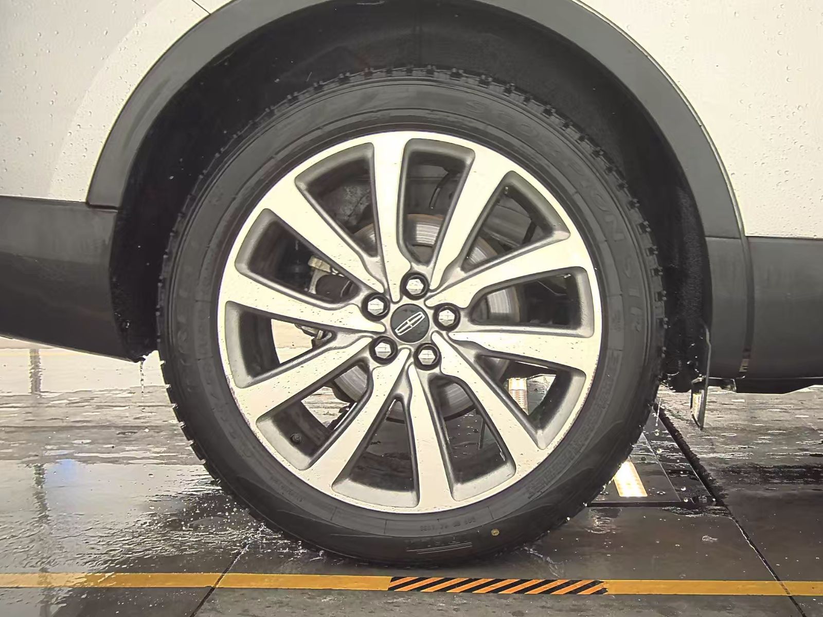 2019 Lincoln Nautilus Select FWD